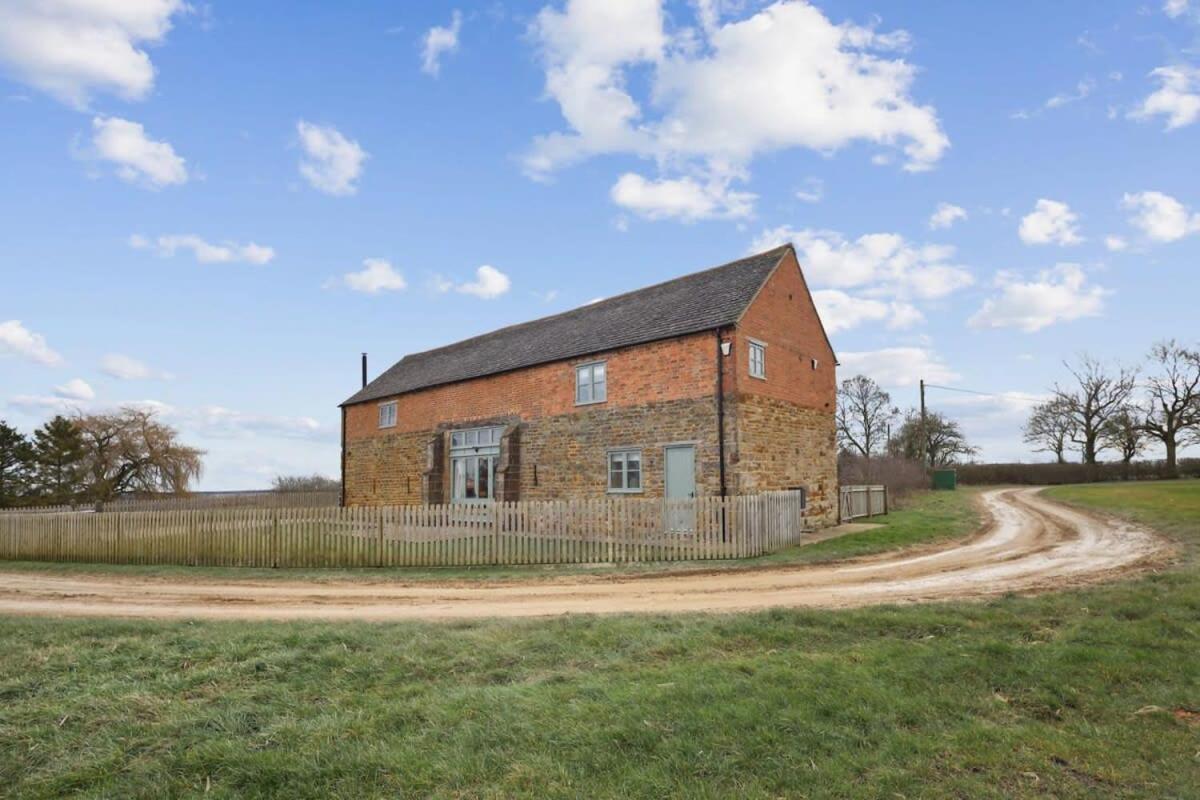 Sophie'S Barn - Hot Tub Packages Available Villa Market Harborough Buitenkant foto